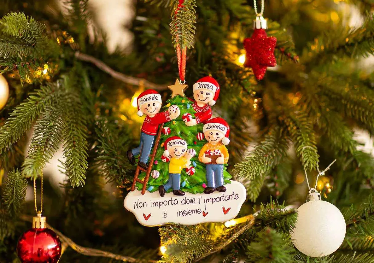 Christmas The Original Decorando L'Albero In 4